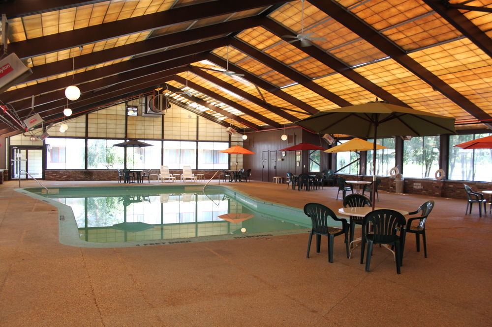 Clarion Hotel University Hotel & Conference Center Ithaca Zewnętrze zdjęcie